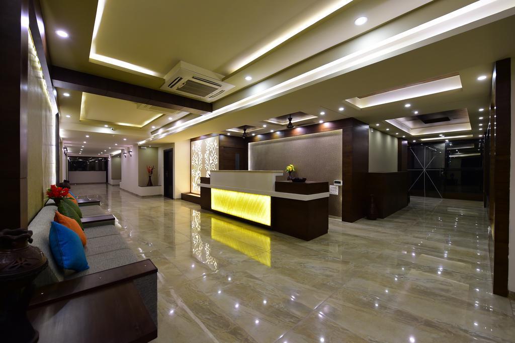 Hotel Opulence Nadiad Exterior photo
